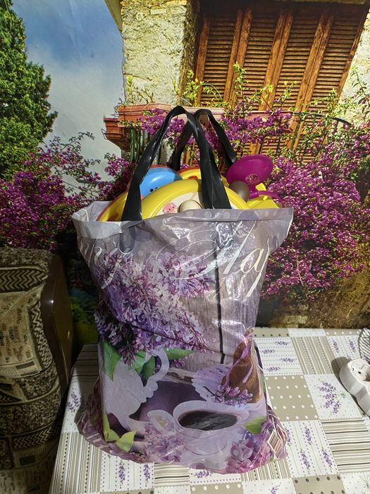 Дитячі іграшки.