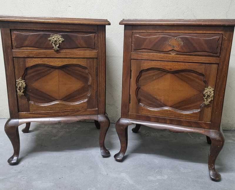 2 Mesas de Cabeceira Vintage para restaurar