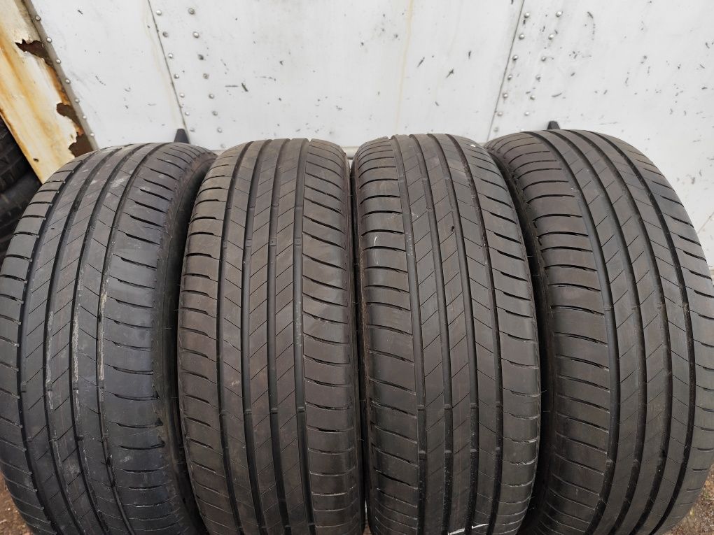 Opony letnie Bridgestone turanza T005 215/60/17 96H dot 4822