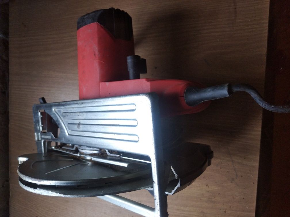 Piła   einhell tc-ts 1400
