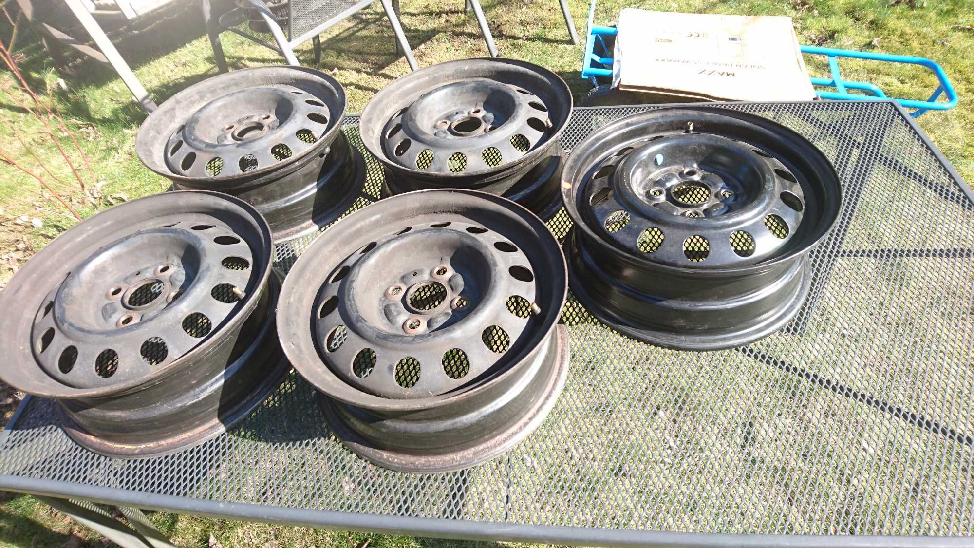oryginalne felgi stalowe Toyota do Corolla E11 2001 rok
