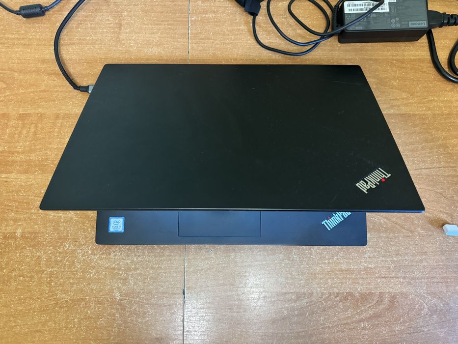 Ноутбук Lenovo T490s core i5 8gen fulhd ips