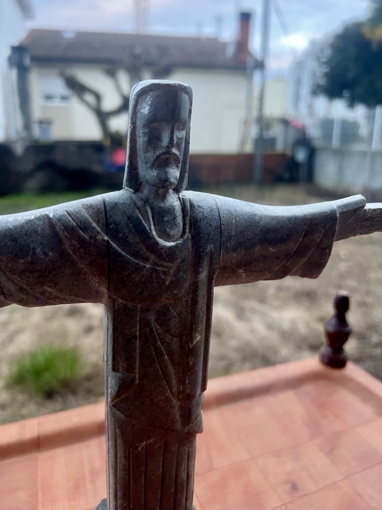 Cristo Rei em pedra