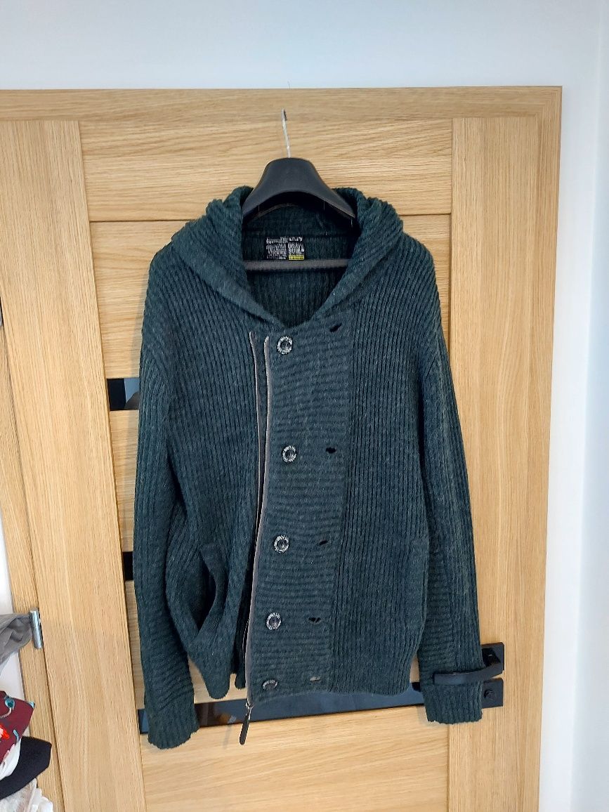 Grafitowy męski sweter kardigan roz L z kapturem 15% wełna Reserved