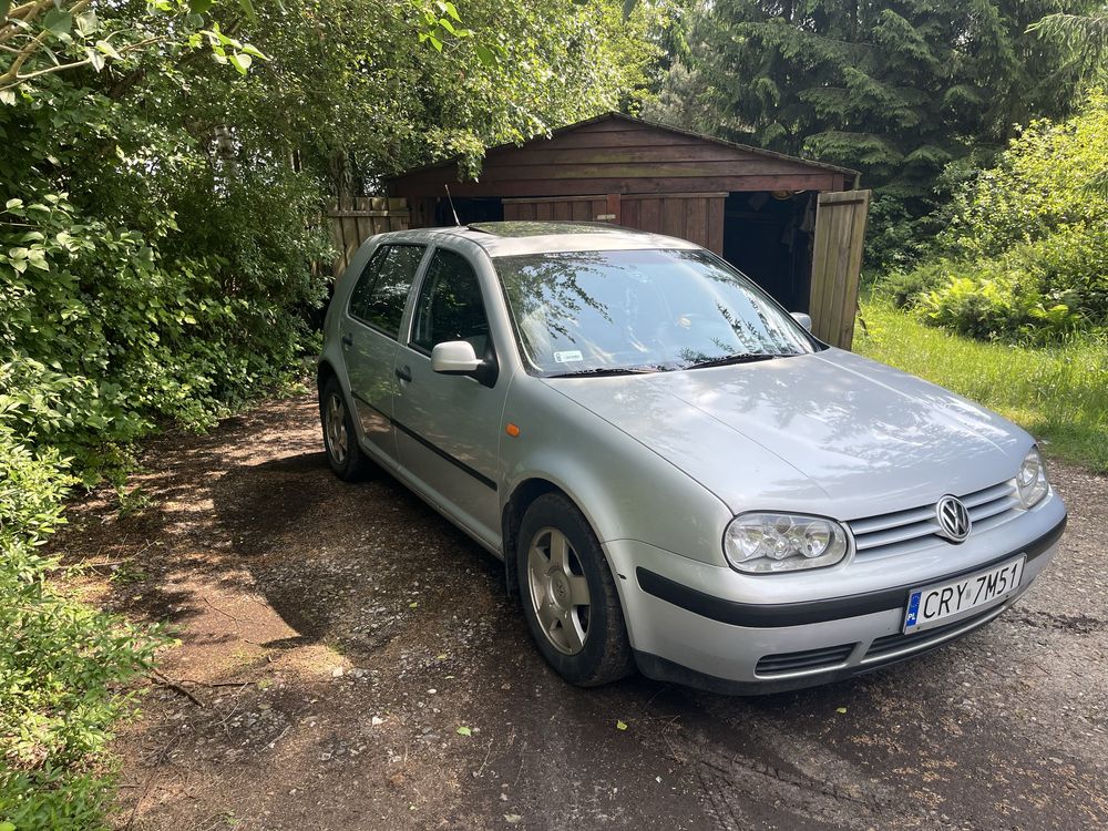 Golf 4  1.4 16v.