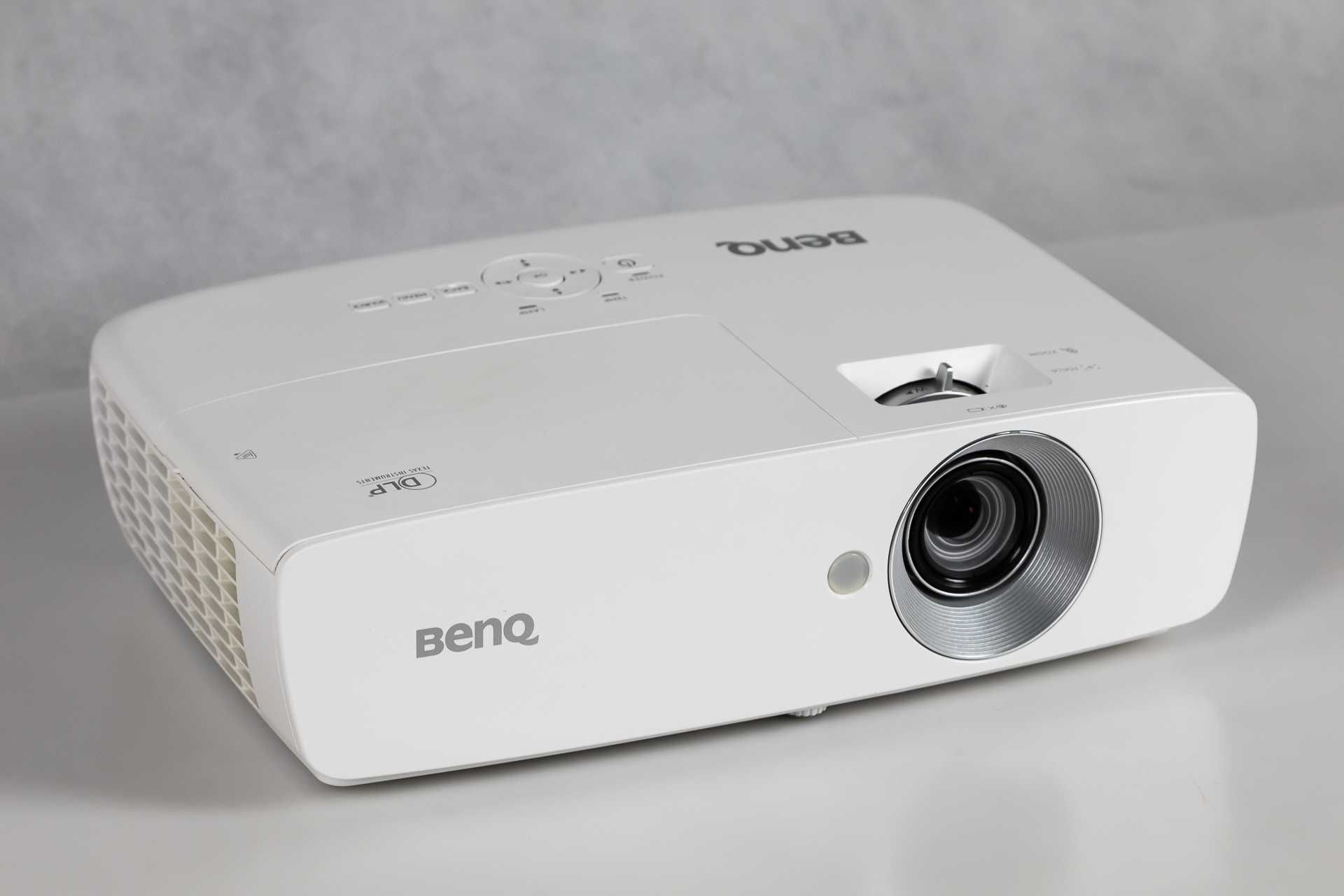 BenQ W1090 - projektor