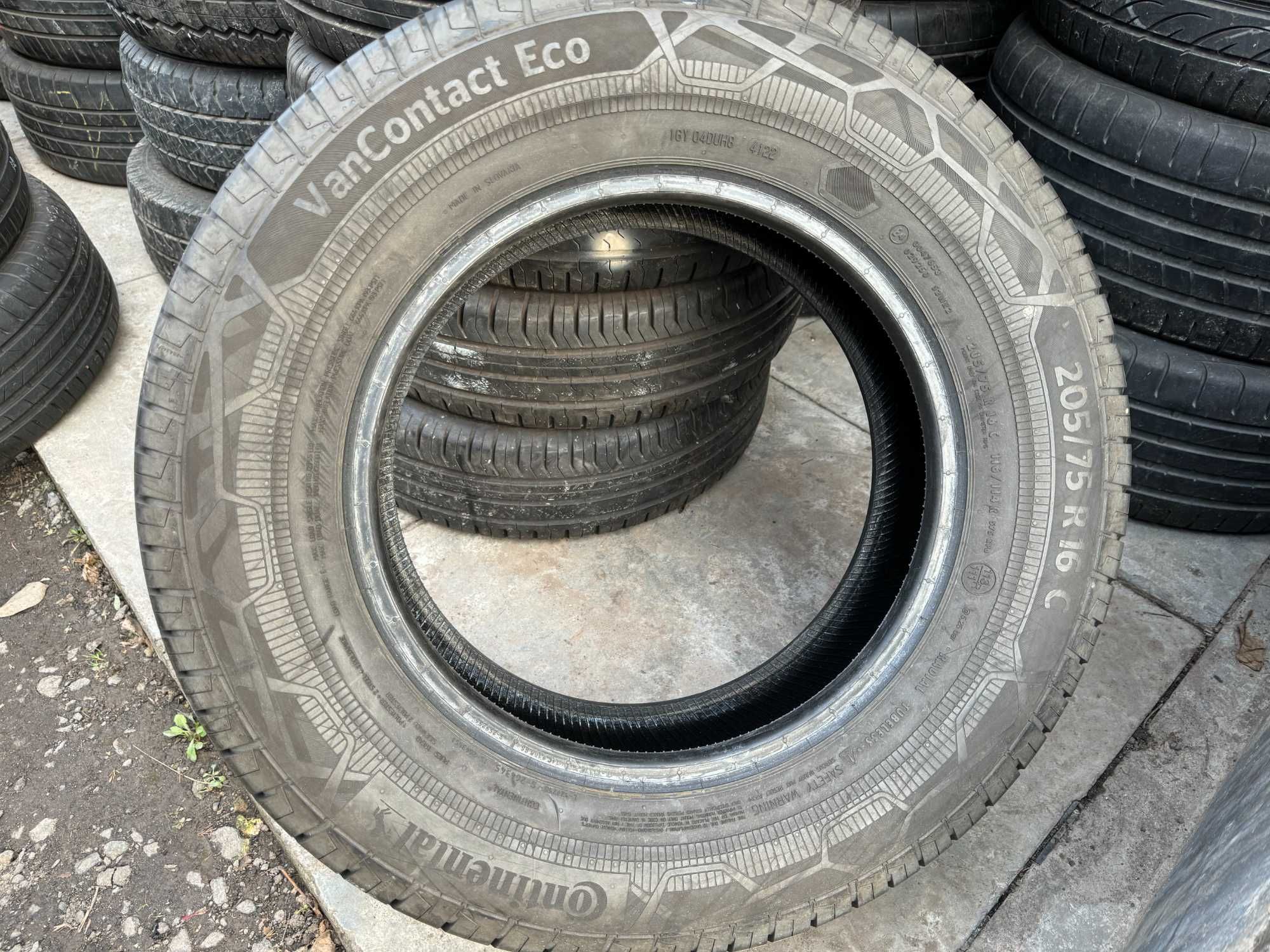 Шини CONTINENTAL 205/75 R16C, VanContact Eco, літня гума, цешка