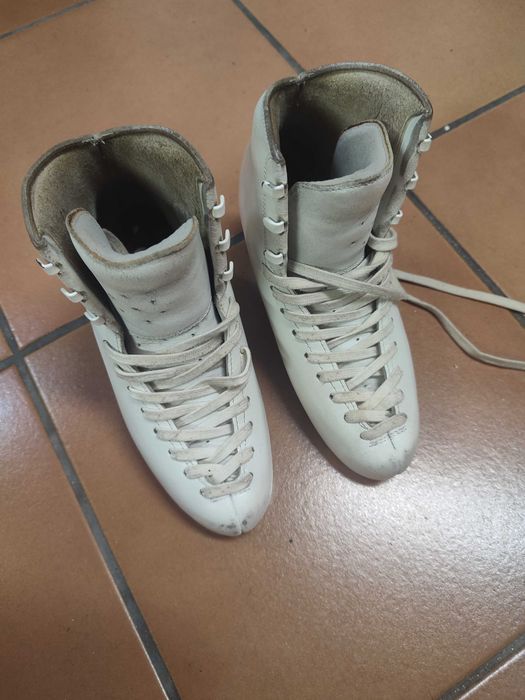 Bota Prelúdio Edea 225