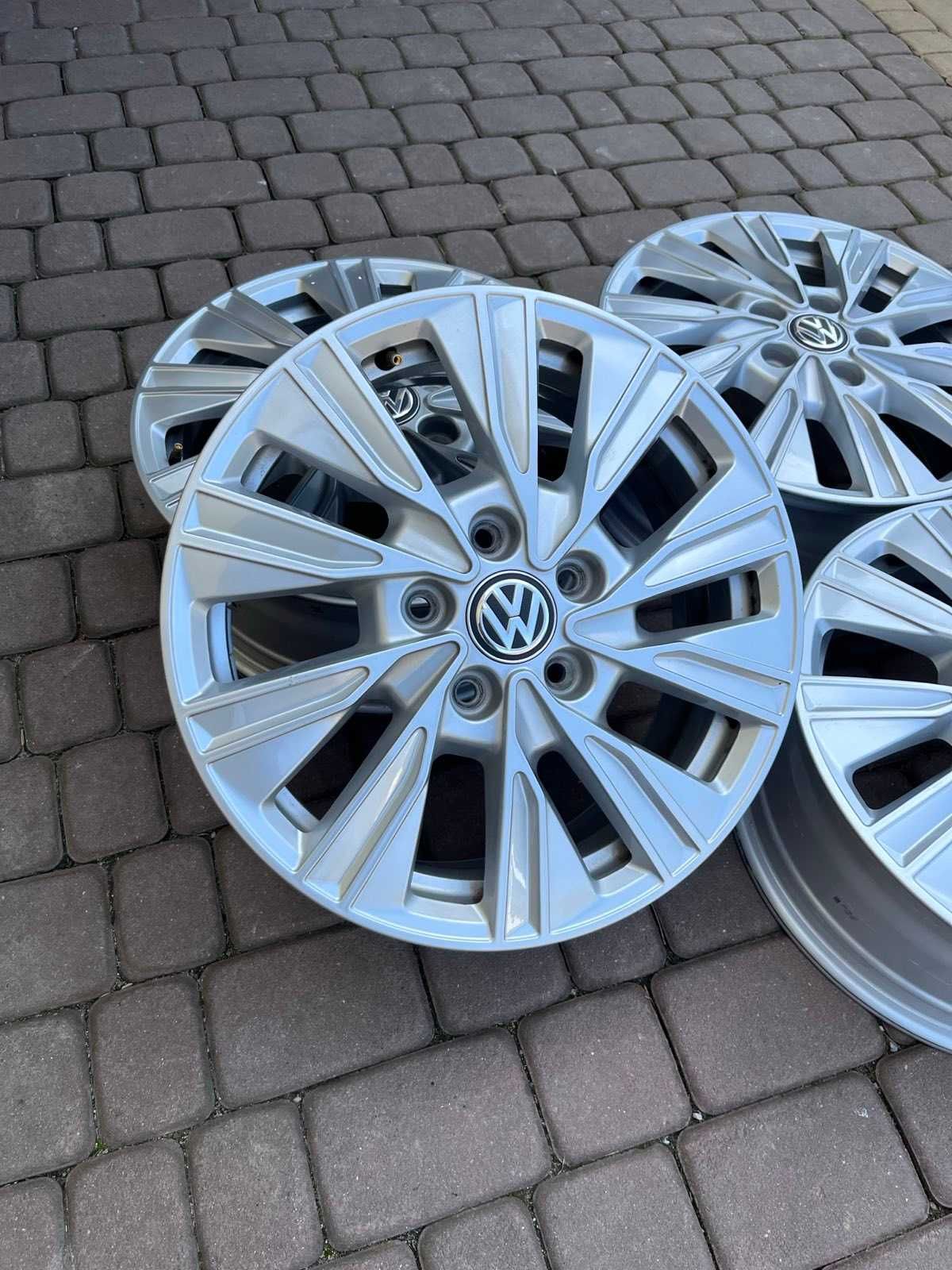 Oryginalne alufelgi Vw 5x120 17 cali Multivan T7 T6 T5 NOWY MODEL
