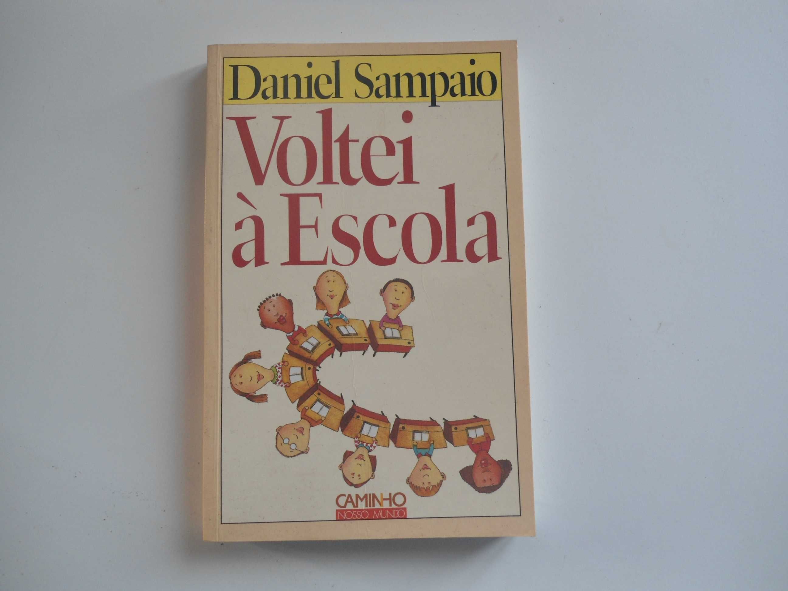 Voltei à escola por Daniel Sampaio