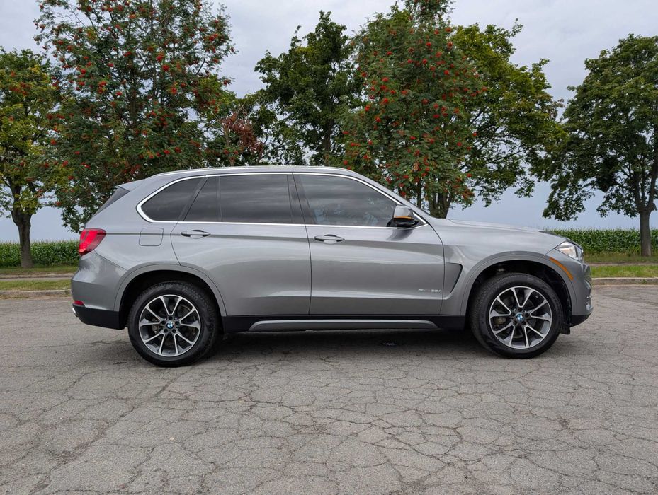 BMW X5 F15 2017р.в. 3.0 бензин 200тис.км. ІДЕАЛЬНИЙ СТАН БЕЗ ВКЛАДЕНЬ!