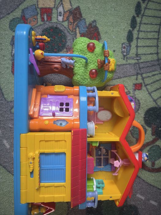 Interaktywny domek Dumel