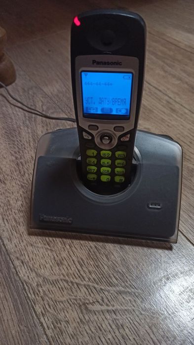 Радиотелефон Panasonic KX - TCD500RUT