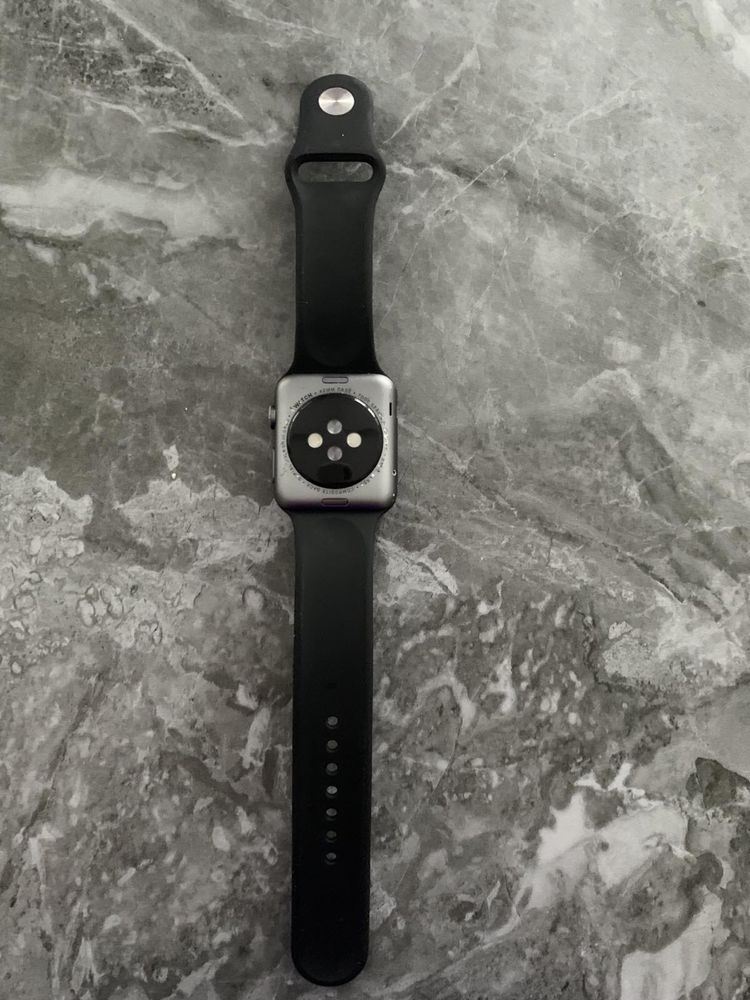 Apple Watch Space Gray 42мм