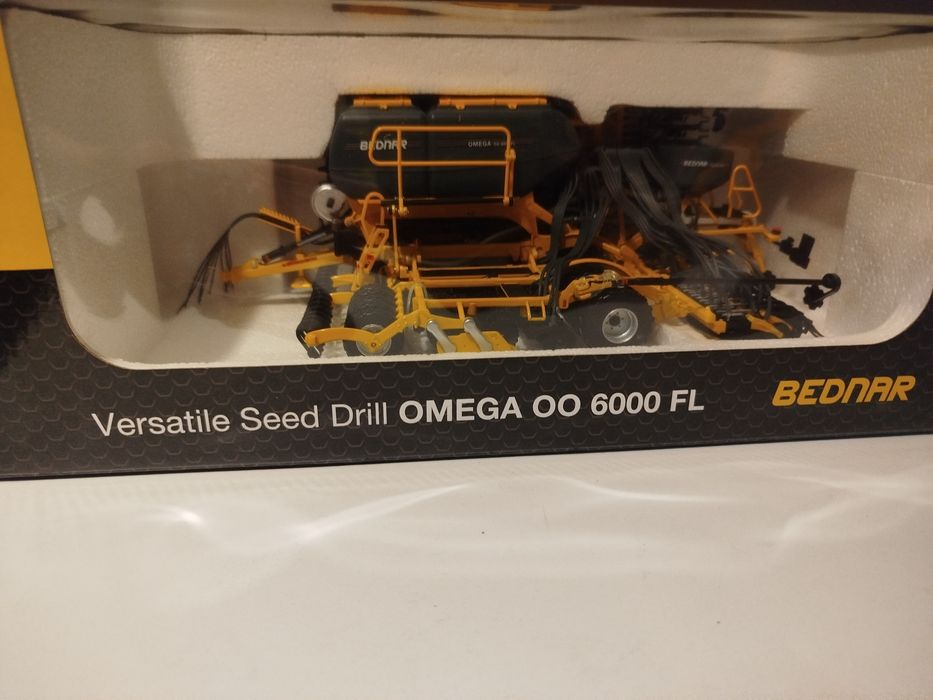 Siewnik Bednar Omega Ros 1:32, nie siku,wiking, Universal hobbies