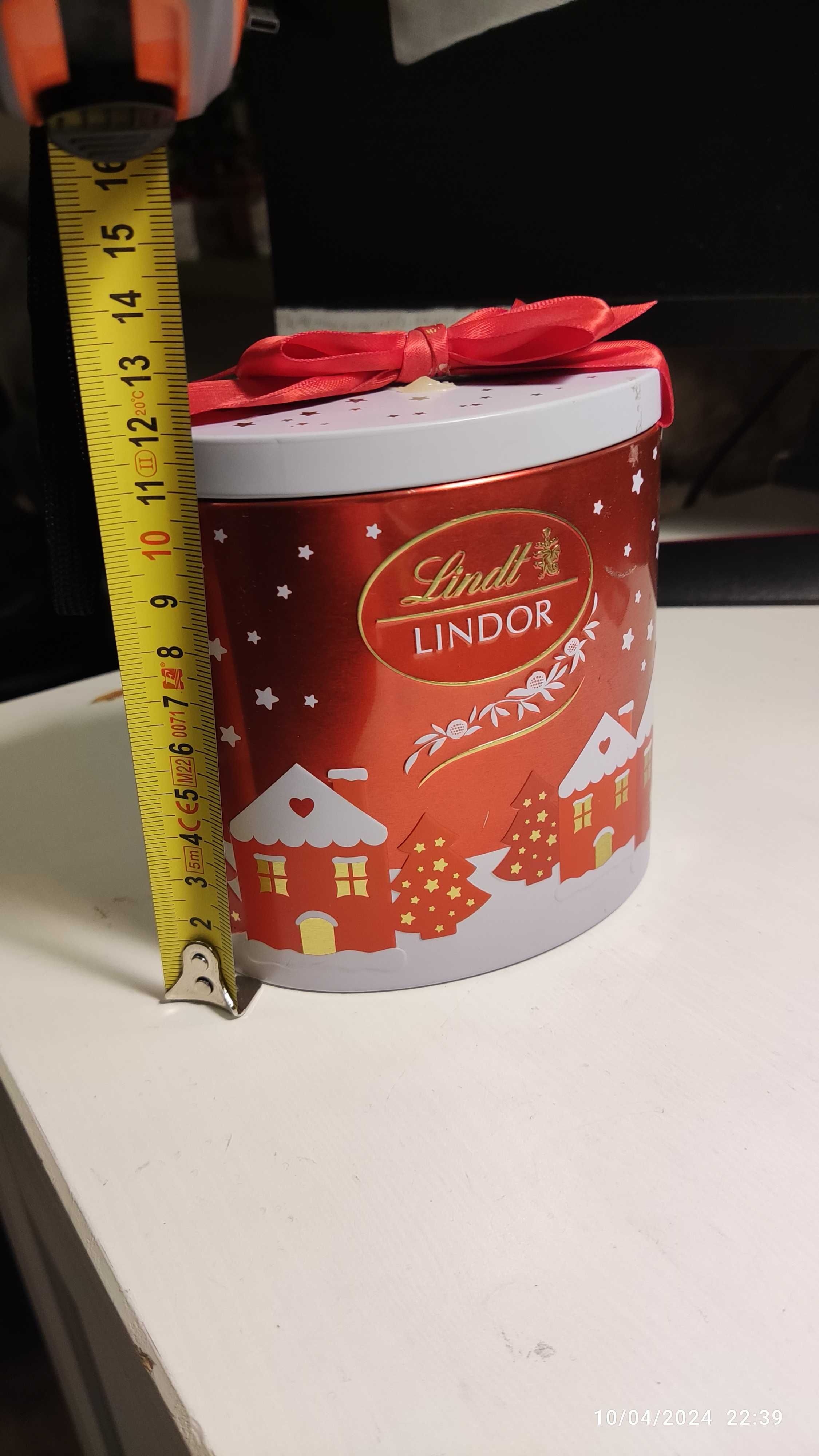 Pudełko po czekoladkach Lindt Lindor. Okazja !