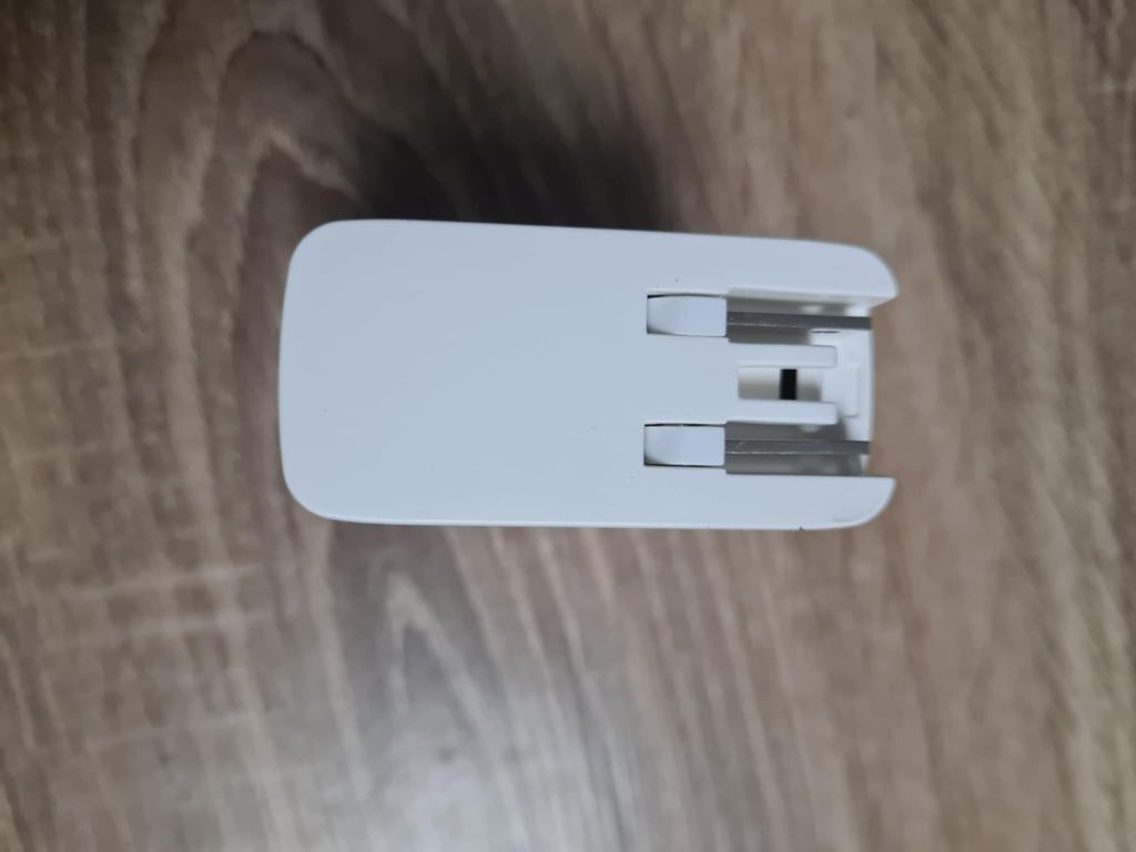 Sprzedam ładowarkę sieciowa USB C nowa 100 W