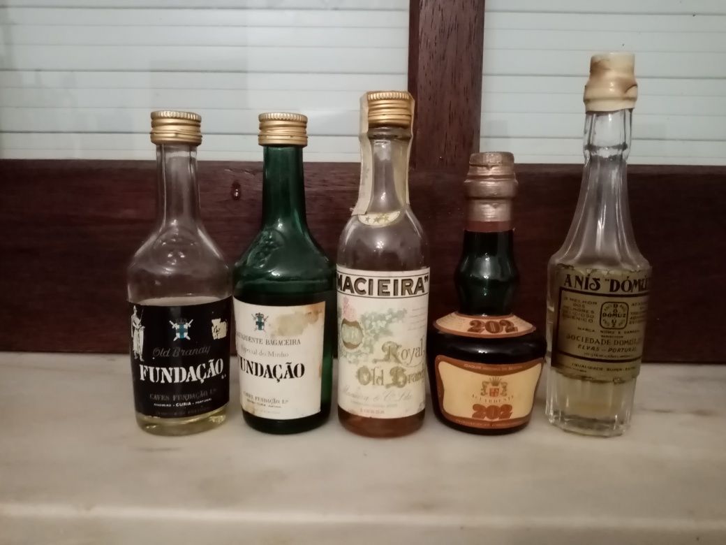 Garrafas miniatura de coleção