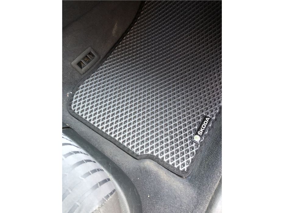 Коврики EVA Skoda Octavia I Tour A4 1996-2010 ( черные )