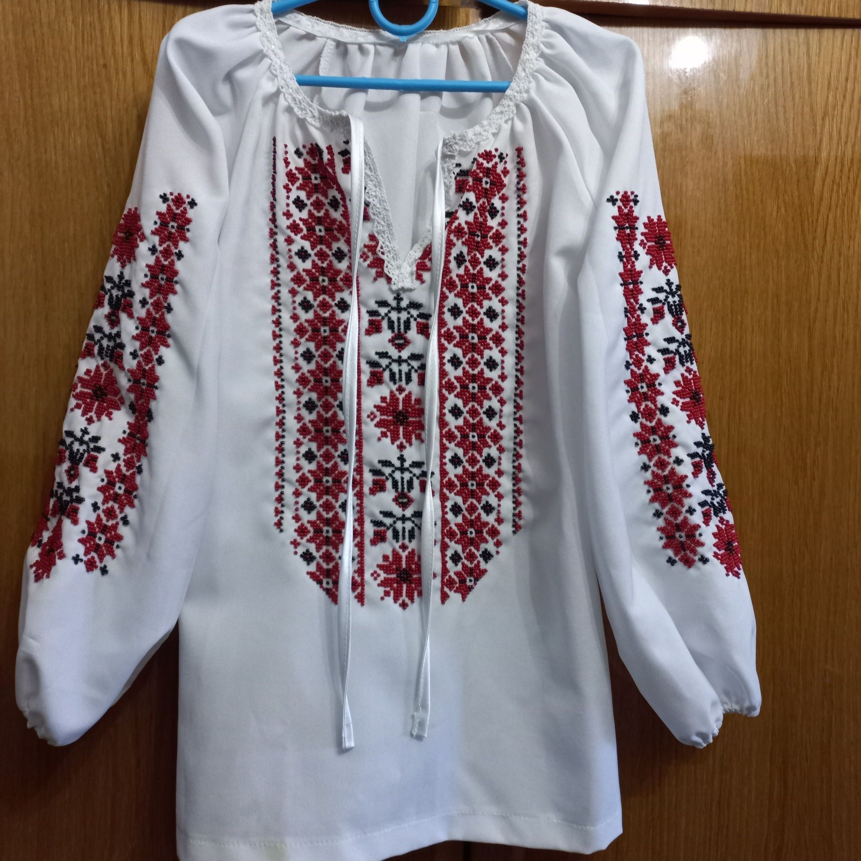 Вишиванка з бісеру