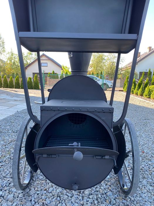 Grill ogrodowy - Lokomotywa