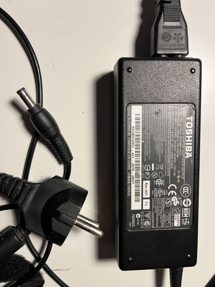 Zasilacz 19v 75w toshiba