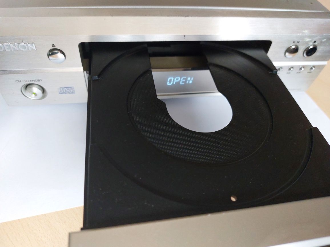 Denon DCD-F101 odtwarzacz CD