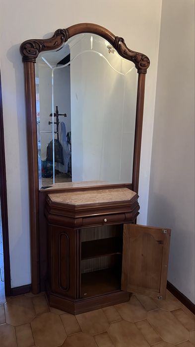 Vendo movel de entrada em madeira maciça e pedra