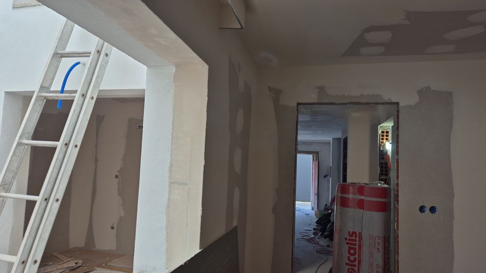 Remodelações  pladur pinturas ladrilho flutuante  e so ligar