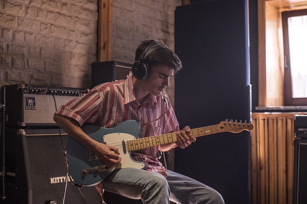 Lekcje / nauka gry na gitarze, stacjonarnie/online