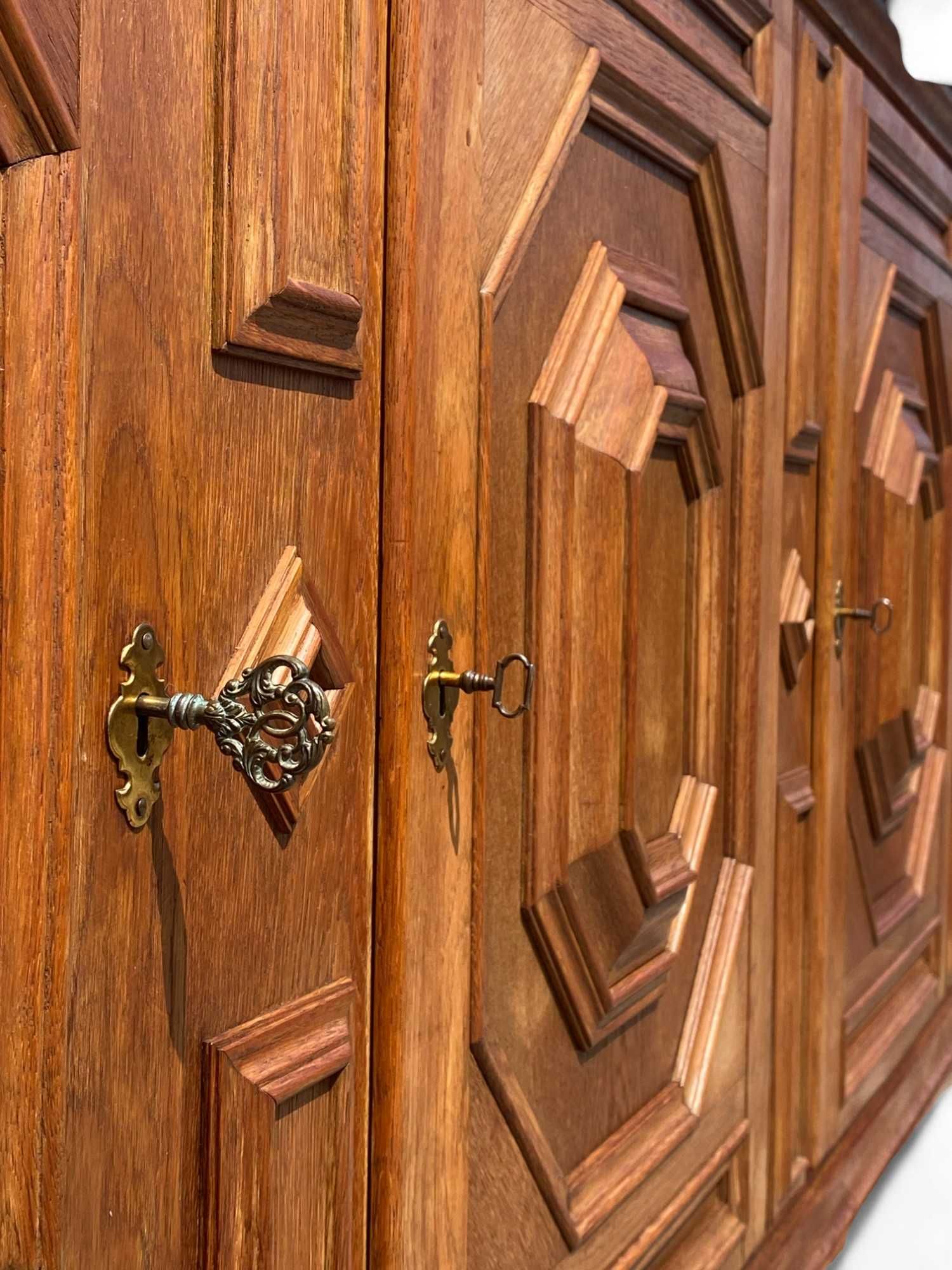 Rustykalna długa komoda dębowa sideboard