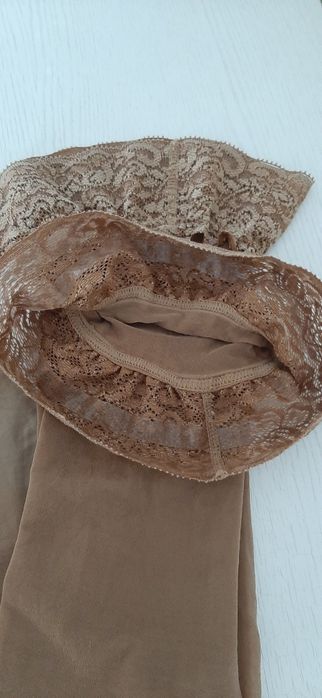 Чулки с кружевной резинкой