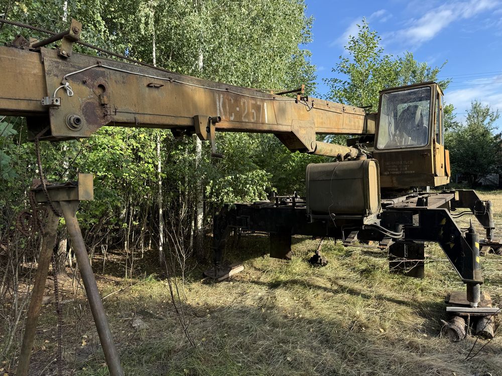 Автокран Кс2571 з хранения