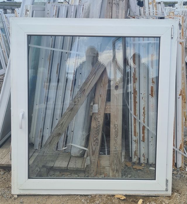 OKNA Używane 129x141 OKNO KacprzaK Plastikowe PCV Lider Okna OLX