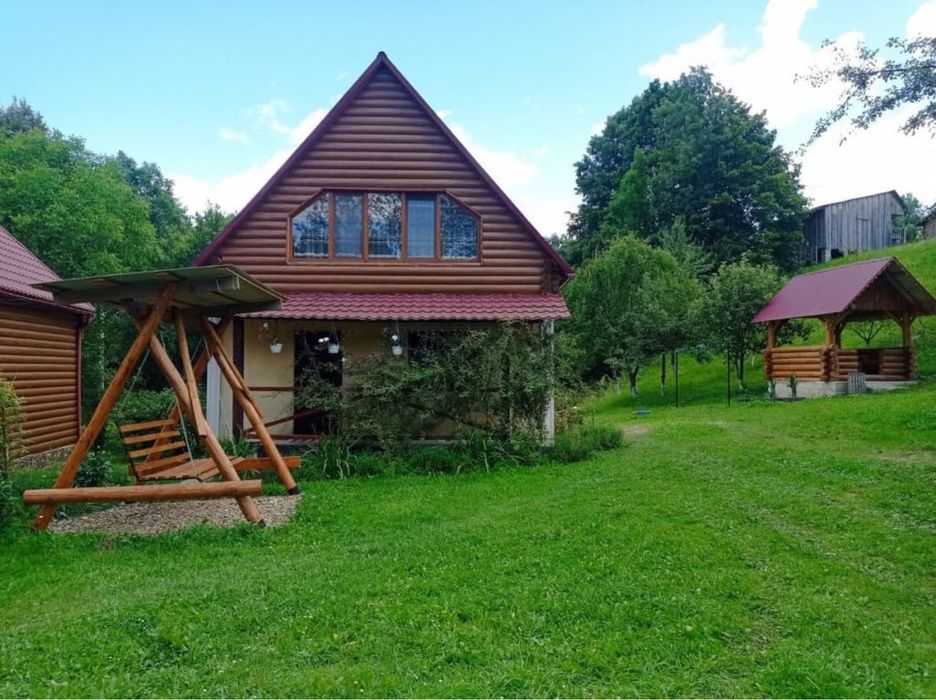 Вільний будинок на Новий рік село Ізки +380 (97) 948 87 65 Володимир