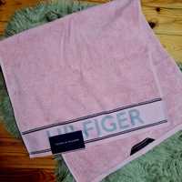 Tommy Hilfiger ręcznik różowy 100x50 cm 100 50 z zalando 100% bawełna