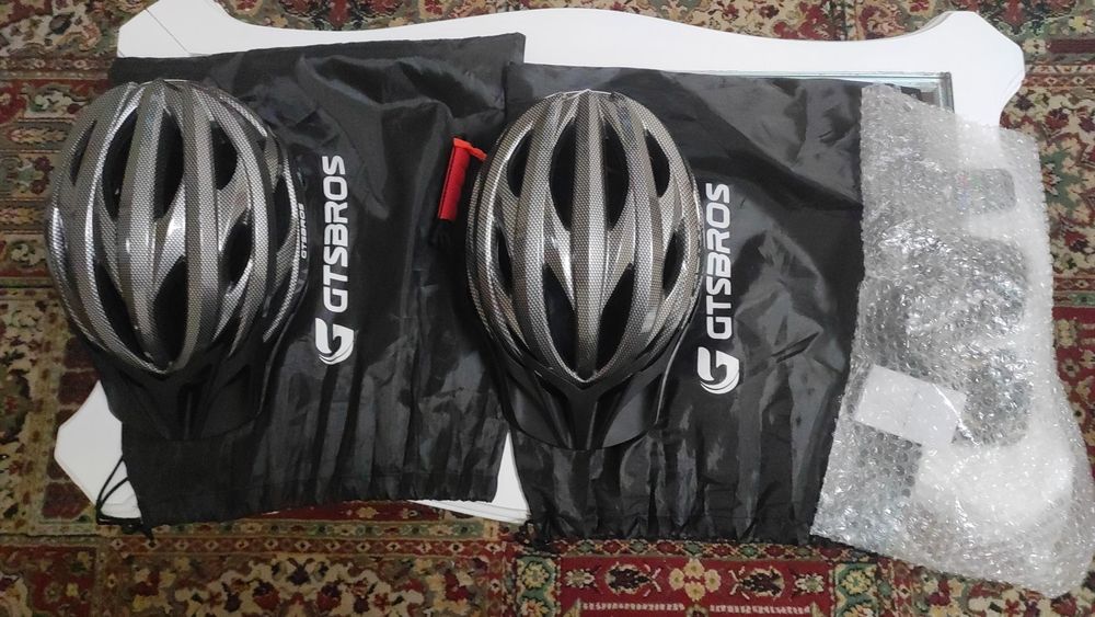 Capacete de bicicleta com viseira