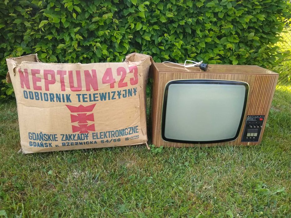 Telewizor Neptun 423 UNITRA Unimor PRL stary retro ozdoba loft