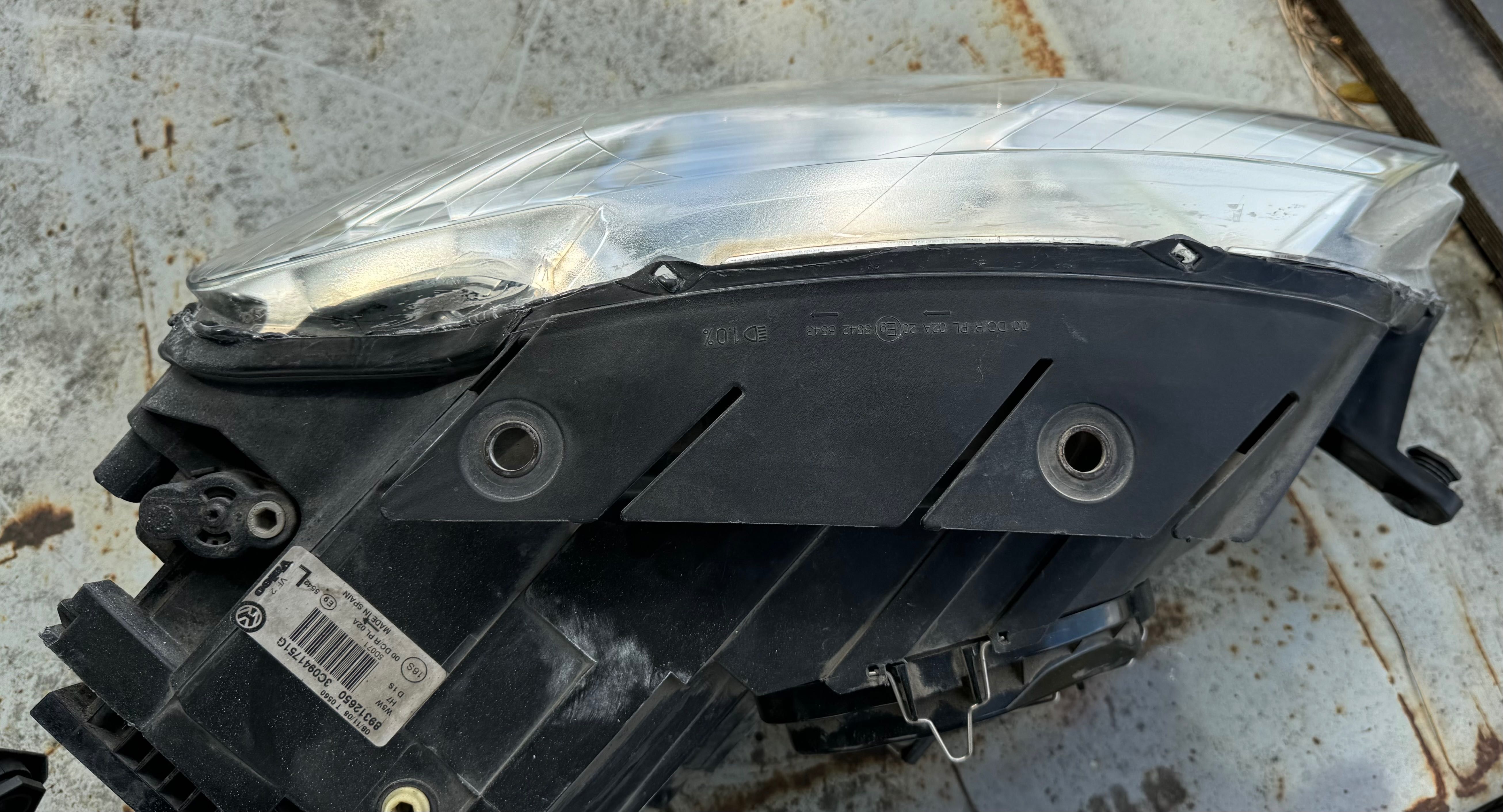 Lampy przednie VW passat b6 bi xenon skrętny KOMPLET Europa igła