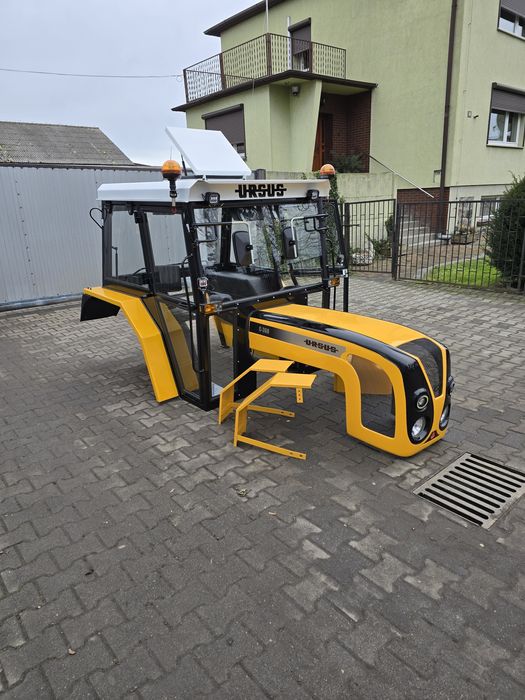 Kabina ciągnikowa C360 C4011 C330 MF255 MASKA C360 C330 Kabina C360