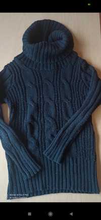 M/L Czarny  gruby dzianinowy sweter typu golf