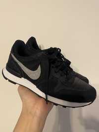 Nike Internationalist