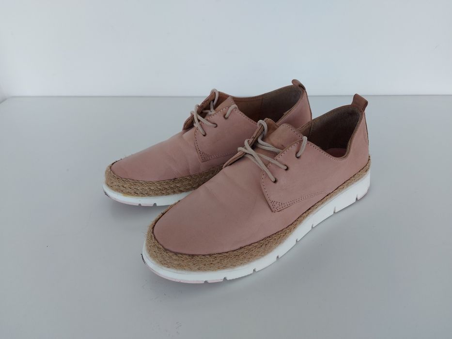 Buty skórzane Lasocki w rozmiarze 35