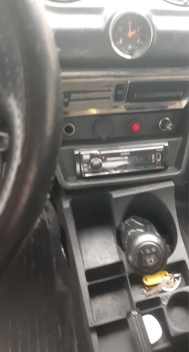 Продам автомобіль ВАЗ 2103