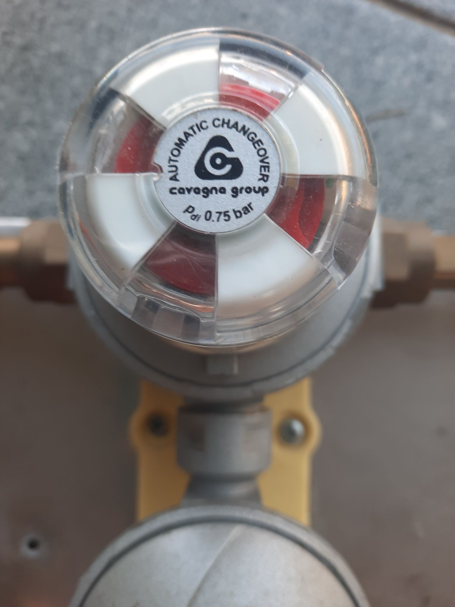 Reduktor podwójny gazowy typ 754C