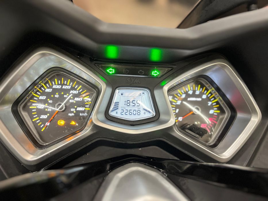 SYM Cruisym 300 de 2019 em Optimo estado, 22000 Kms Distinta, Elegante