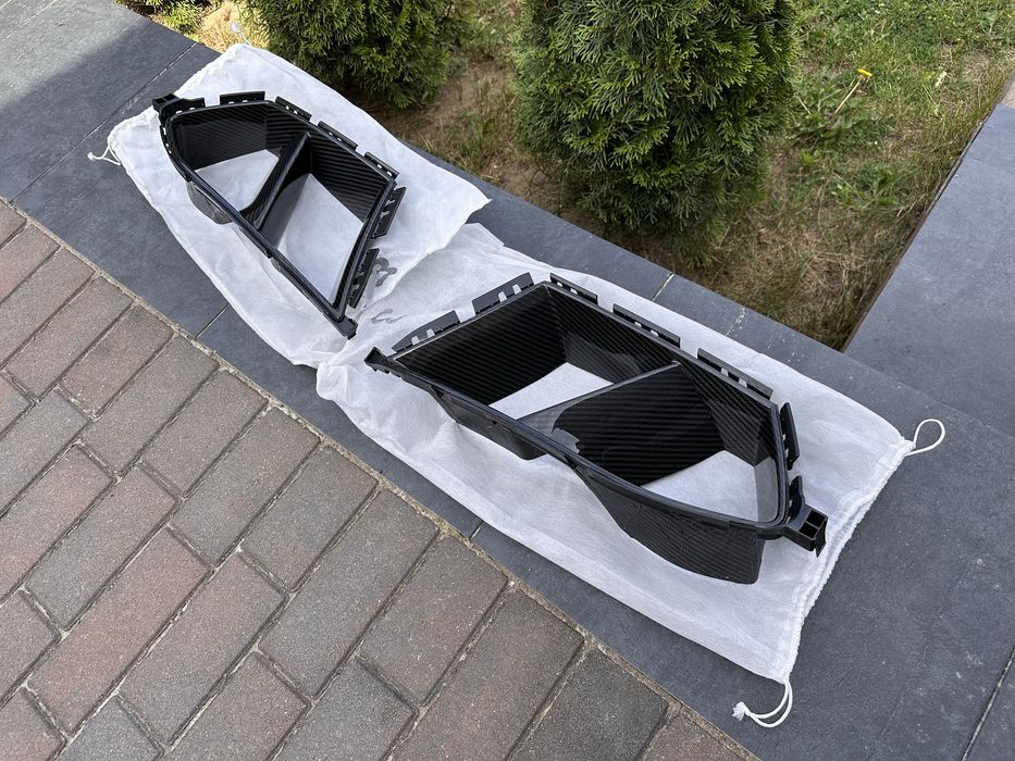 Карбонові воздуховоди вставки накладки в бампер на BMW G80 G82 M3 M4