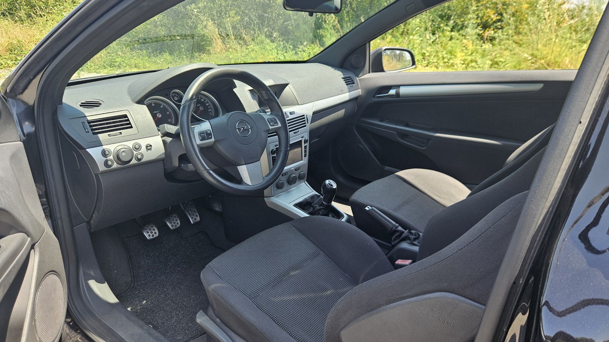 Opel Astra GTC 1.7 125cv