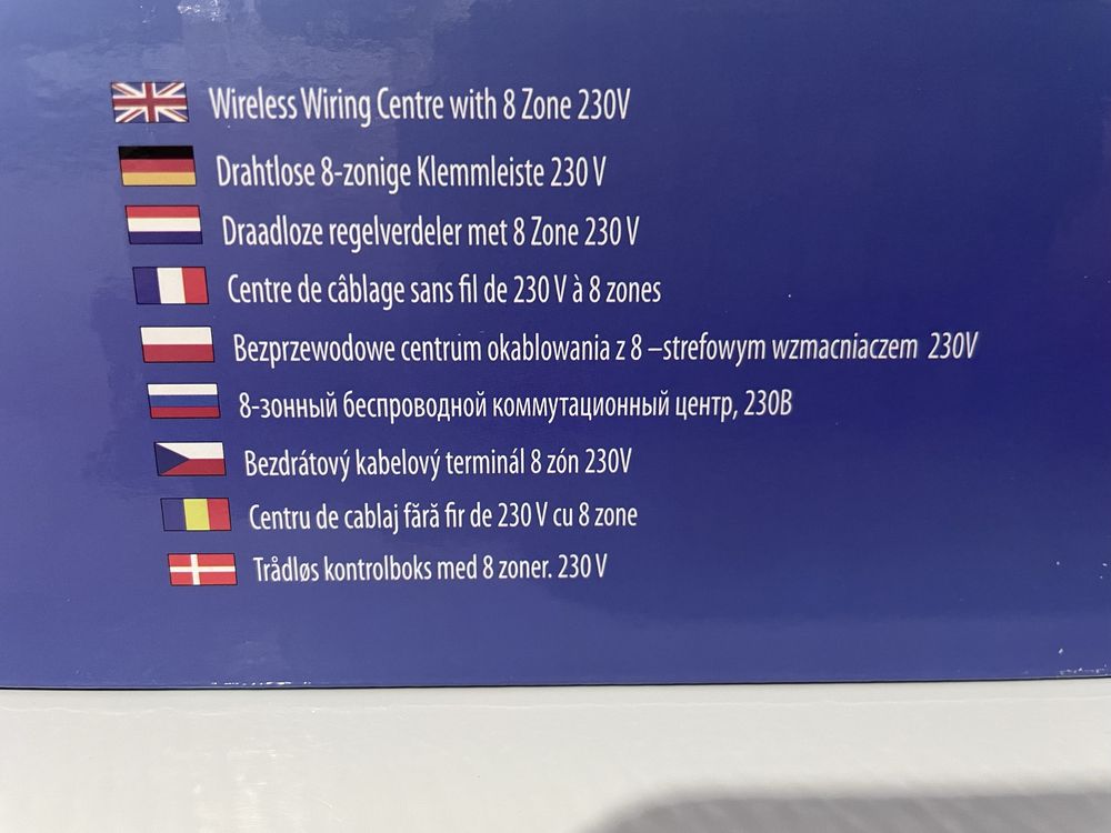 Nowa Salus bezprzewodowa listwa sterująca KL08RF, 8 stref, 230 V salus
