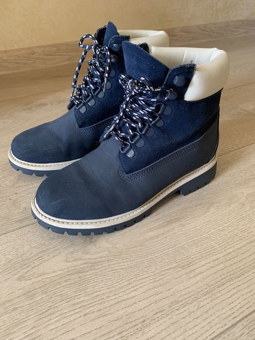 Ботинки зимние женские